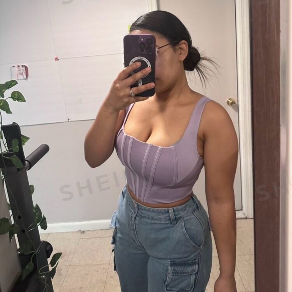 NWOT SHEIN PARTHEA Solid Asymmetrical Hem Boning Tank
Mauve Purple corset small - Picture 15 of 16